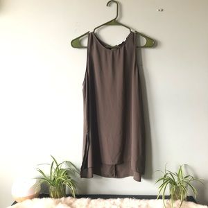 😊Lush Olive Green Tank